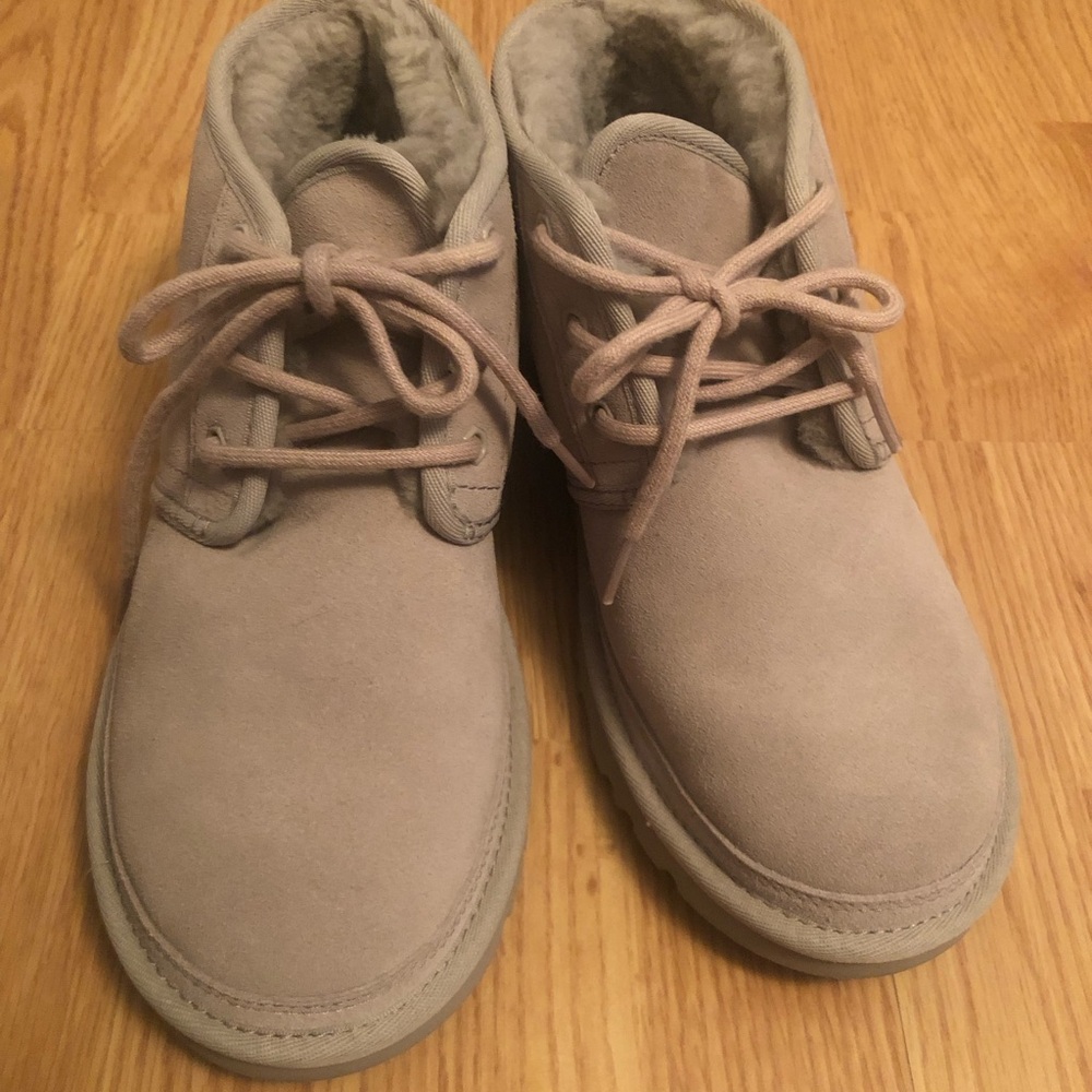 Ugg Neumel Beige Suede Ankle Boots